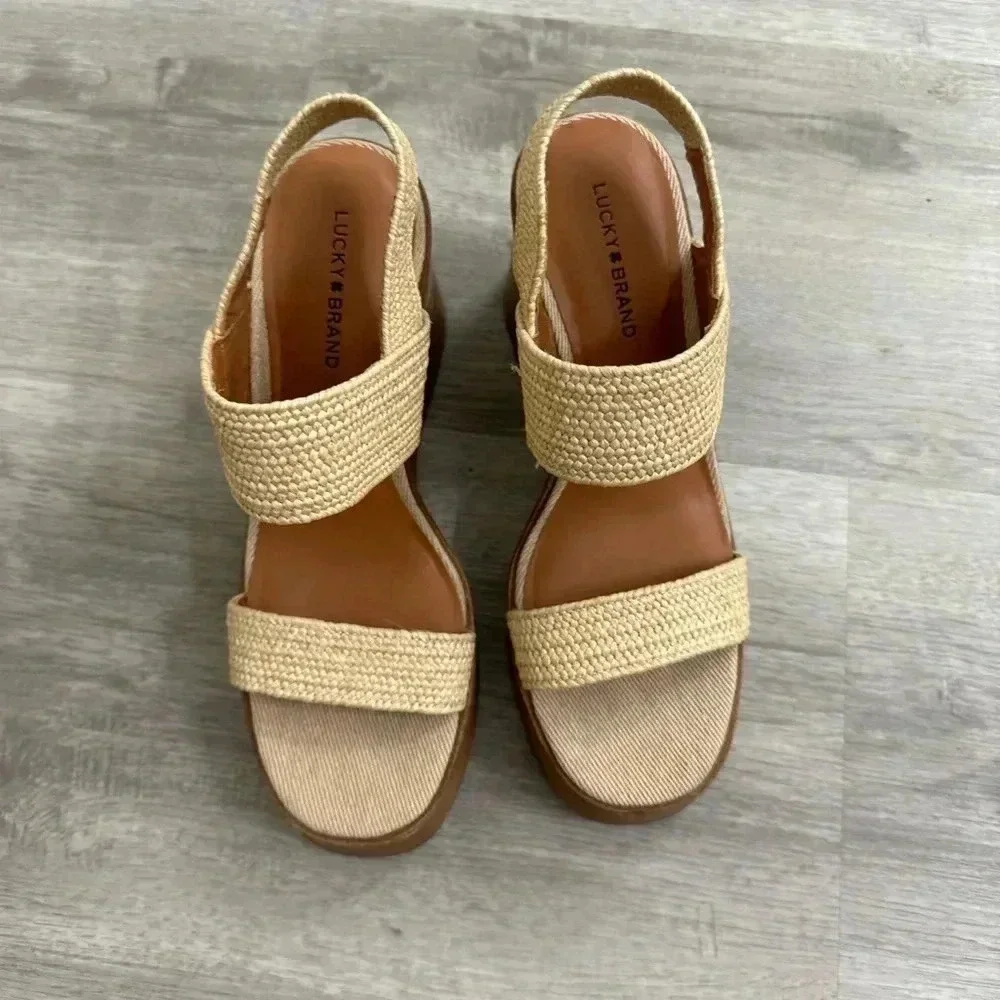 Lucky Brand cream and tan sandals with a wooden wedge heel #summer size 7.5